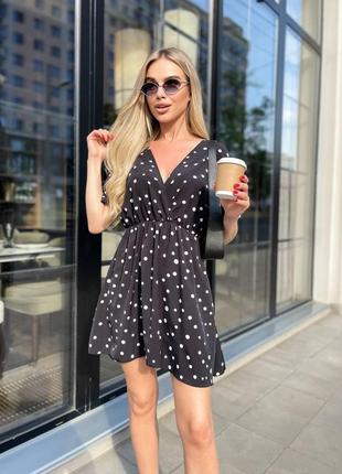 Легка літня сукня жіноча чорна коротка сукня в горох бебі долл зі спідницею клеш...