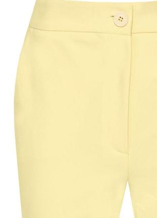 Женские зауженные к низу брюки желтого цвета. модель adoncia zaps. коллекция весна-лето 20245 фото
