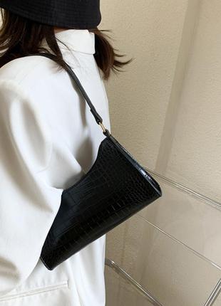 Чорна жіноча сумка у стилі змія 24 см6 фото