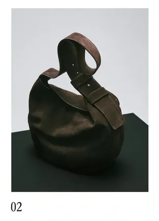 Замшева сумка на широкому ремені massimo dutti 6920/602