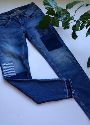 Крутые джинсы с латками1 фото