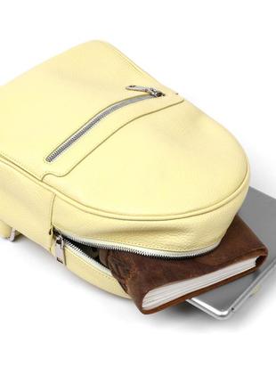 Оригінальний жіночий рюкзак з натуральної шкіри shvigel 16307 лимонний5 фото