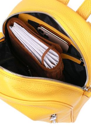 Яркий женский рюкзак из натуральной кожи shvigel 16321 желтый4 фото