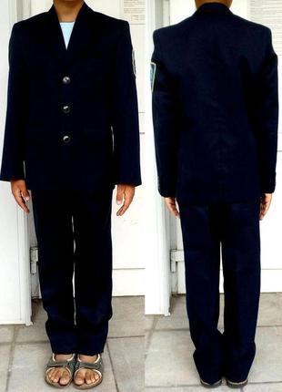 Брюки 2-3 класс, элегант, отличное состояние.