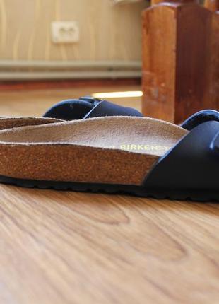 Немецкие легендарные кожаные шлепанцы летний вариант birkenstock3 фото