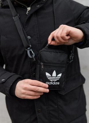 Барсетка чорна small adidas білий логотип