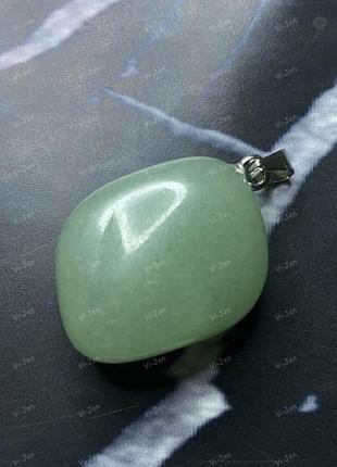 Натуральный камень нефрит кулон в форме капли.7 фото