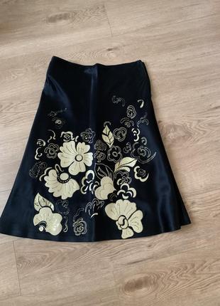 Продам изысканную женскую юбку2 фото