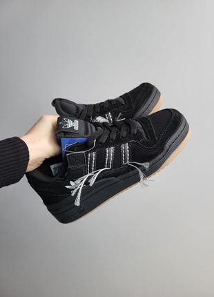 Жіночі кросівки adidas замшеві/кросівки чорні