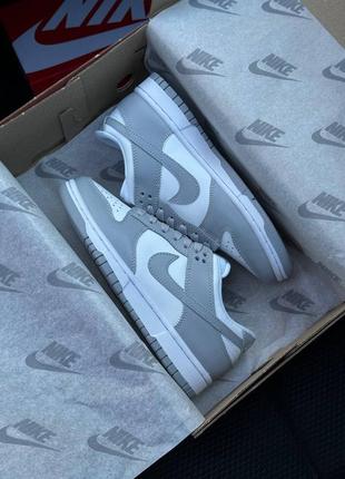 Женские кроссовки nike sb dunk low prm all white grey