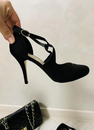 Новые женские базовые классические туфли 39 размер10 фото