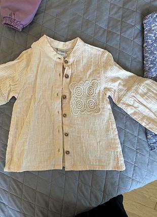 Рубачка из муслина. новая 4-5 лет