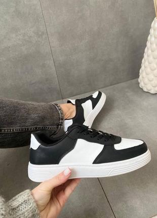 Кроссовки кеды 23.5см