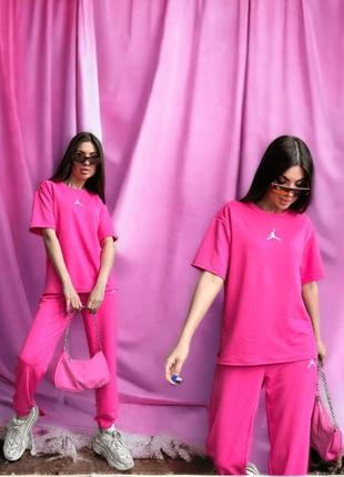 Женский спортивный костюм футболка и штаны nike air jordan розового цвета3 фото