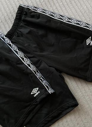 Шорты umbro2 фото