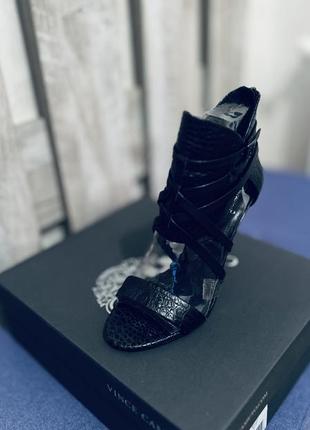 Босоніжки vince camuto