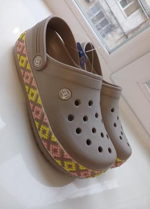 Crocs кроксы сабо с узором вышиванка украина4 фото