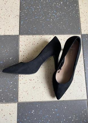 Туфлі човники new look