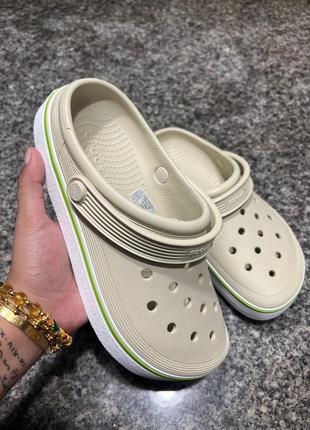 Крокс крокбенд клог бежеві crocs crocband clog off court bone