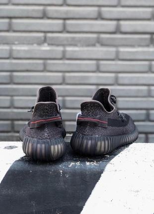 Женские кроссовки adidas yeezy boost 350 v2 black reflective3 фото