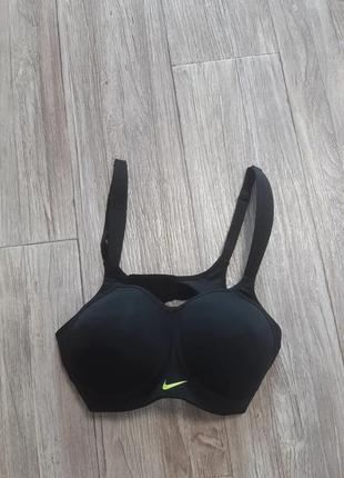 Спортивный топ nike dri-fit