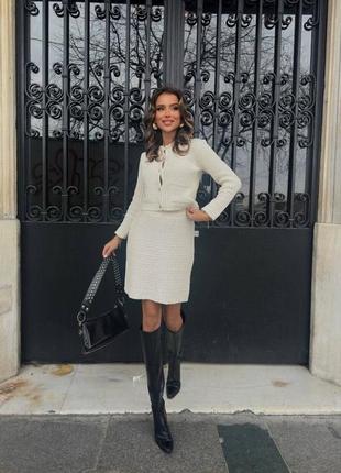 Елегантний трикотажний преміальний комплект джемпер+міні спідниця карандаш ⚜️вечірній білий костюм в стилі old money 42 44 46 xs s m l4 фото