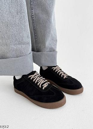 Кеди замшеві