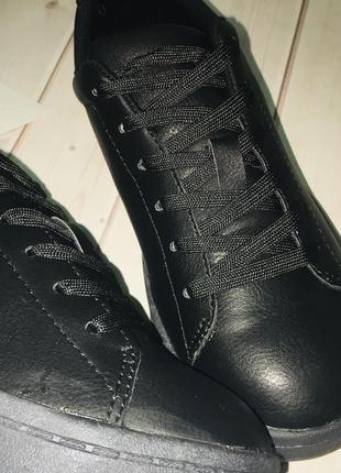 Нові чорні туфлі туфли для хлопчика підлітка в школу нм хм h&m 35 36 37 38 395 фото