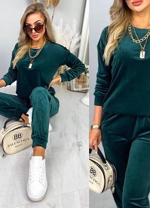 Жіночі спортивні костюми4 фото