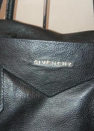 Сумка givenchy2 фото