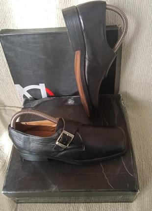 Новые кожаные туфли лоферы 38-38,5-39р. 25см
