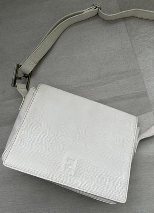 Винтажная сумка fendi white  epi leather shoulder bag