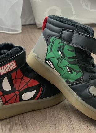 Черевики для хлопчика h&m marvel