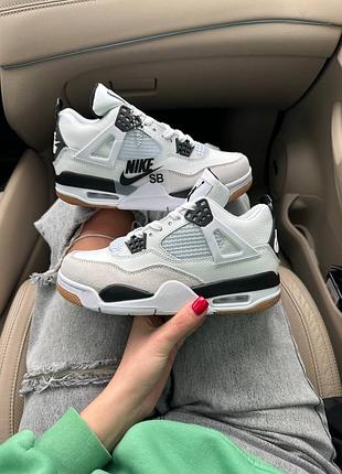 Женские кроссовки nike air jordan 4 retro люкс качество