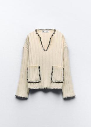 Трикотажний светр із контрастними строчками4 фото