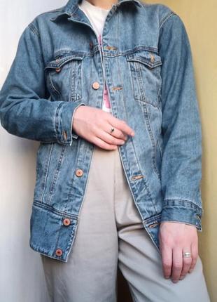 Удлиненная утепленная джинсовая куртка джинсовка3 фото
