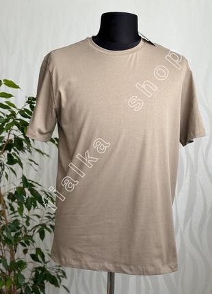 Базовая однотонная футболка большого размера хлопок летняя футболка катон бежевая2 фото