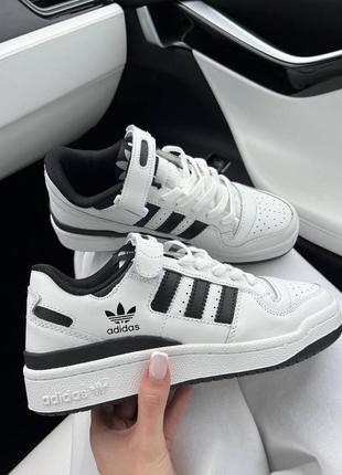 Жіночі шкіряні кросівки adidas forum 84 low white black адідас форум низькі