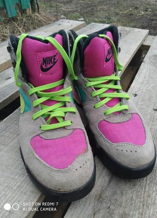 Кросівки nike