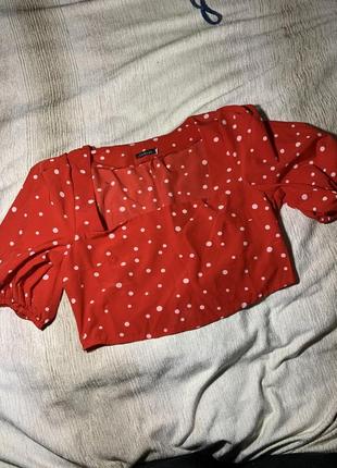 Топ с квадратным вырезом