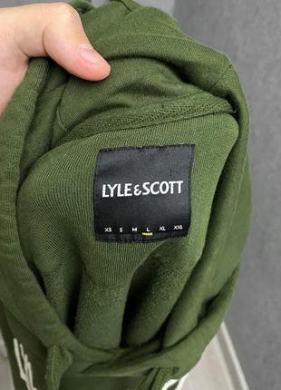 Зеленая толстовка от бренда lyle&scott5 фото