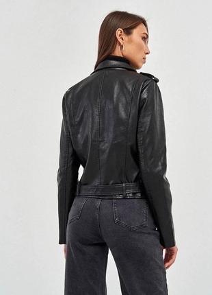 Куртка косуха из эко-кожи черная с поясом с воротником трендовая качественная4 фото