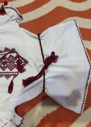 Вишита блузка