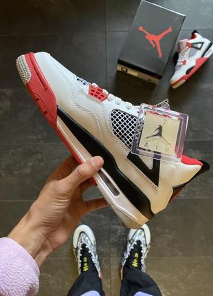 Жіночі кросівки nike air jordan  4 retro люкс якість7 фото