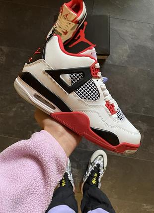 Жіночі кросівки nike air jordan  4 retro люкс якість