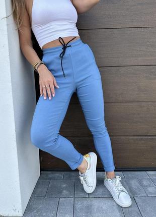 Стильні ,зручні, жіночі брюки джинса
 
матеріал: джинс котон стрейч
люкс якість, гарно тягнеться4 фото