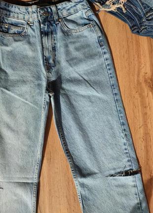 Женские голубые стильные трендовые джинсы с разрезами 100% котон.9 фото