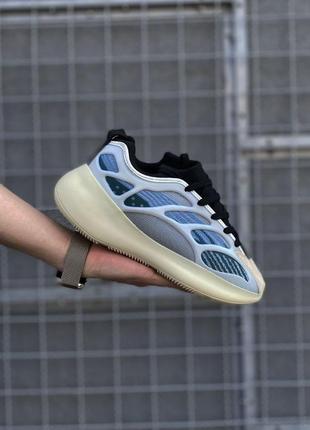 Кроссовки yeezy boost 700 v3 kyanite (nb)