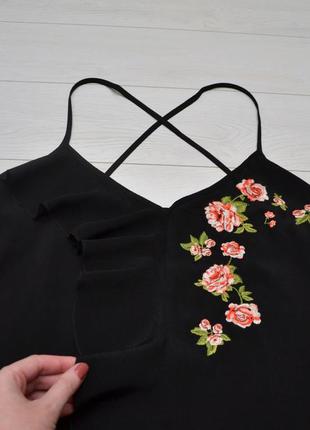 Чудова чорна блуза з вишивкою квіти f&f.3 фото