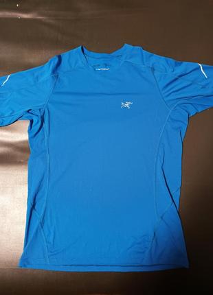Футболка arcteryx мужская.